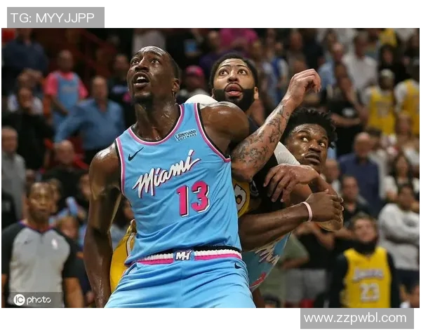 NBA总决赛第三场湖人对热火精彩直播回顾与分析 NBA总决赛第三场湖人对热火精彩直播回顾与分析